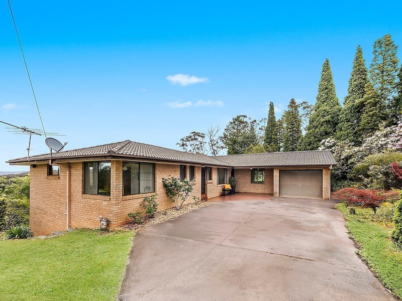 97 Valley Road, Wentworth Falls NSW 2782