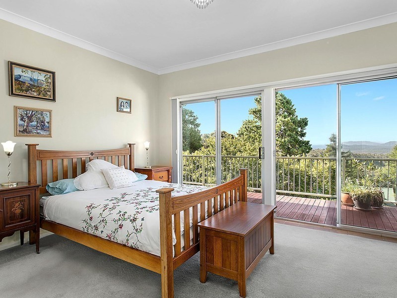 10 Angel Street, Wentworth Falls NSW 2782