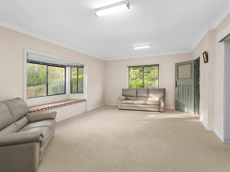 15 Westbourne Avenue, Wentworth Falls NSW 2782