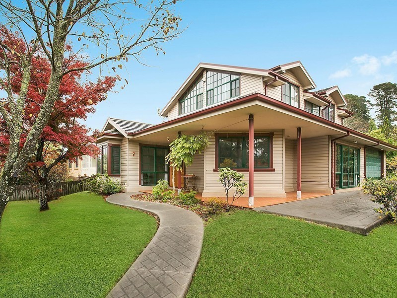 65 Pritchard Street, Wentworth Falls NSW 2782