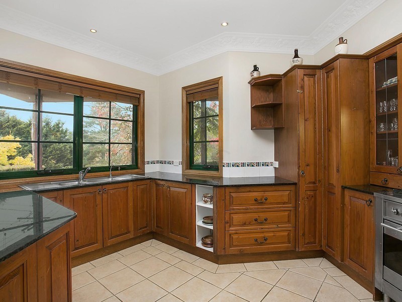65 Pritchard Street, Wentworth Falls NSW 2782