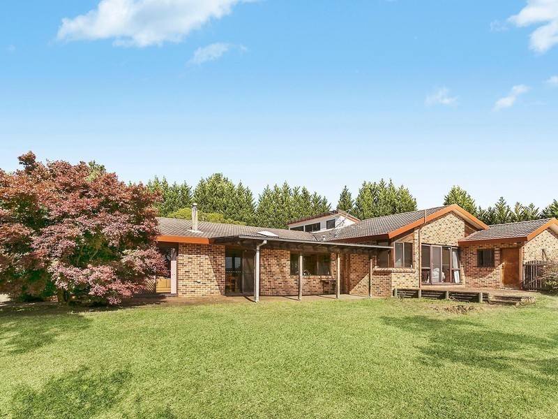 15 Chester Road, Wentworth Falls NSW 2782