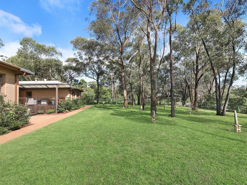 35 Somme Avenue, Wentworth Falls NSW 2782