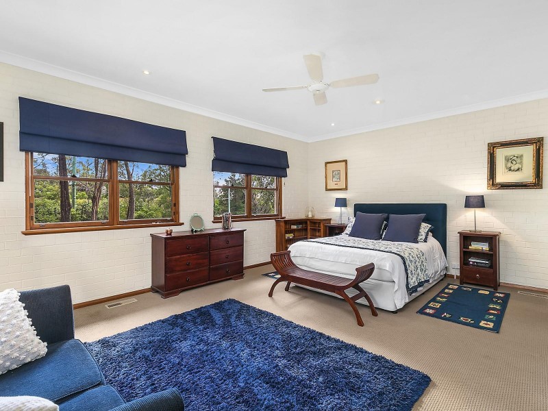 35 Somme Avenue, Wentworth Falls NSW 2782