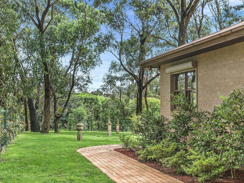35 Somme Avenue, Wentworth Falls NSW 2782