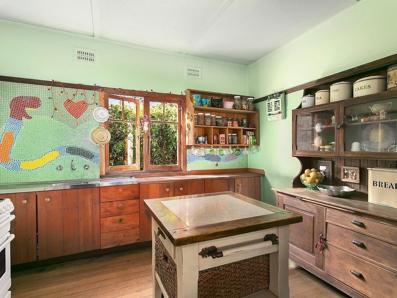 14 Barton Street, Katoomba NSW 2780