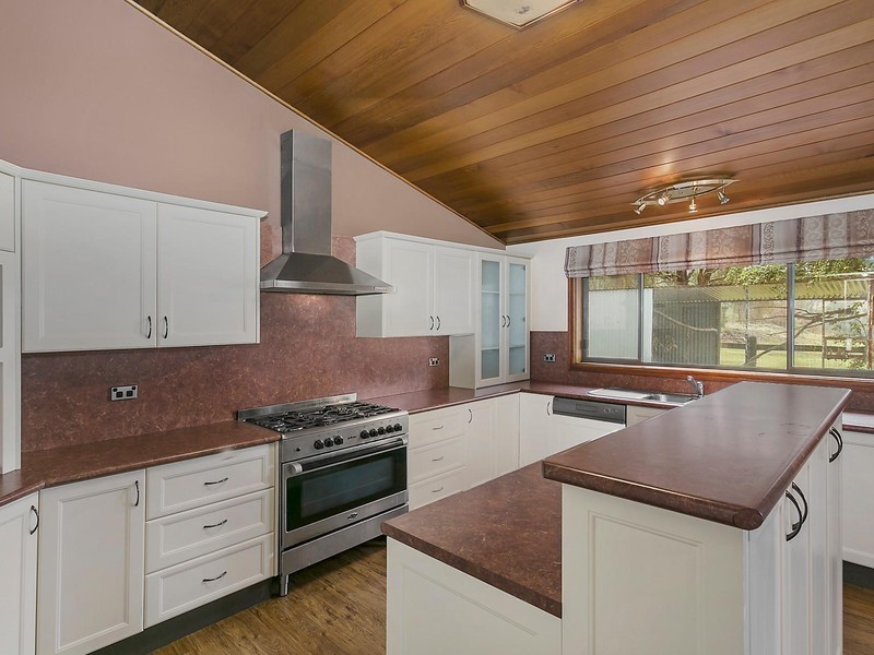 29 Surveyors Way, Lithgow NSW 2790