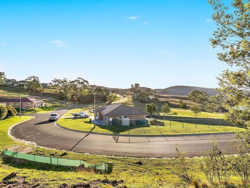 10 Thornton Avenue, Bowenfels NSW 2790
