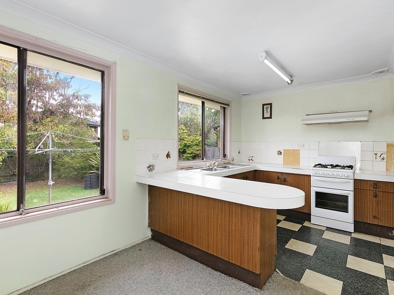 43 Westbourne Avenue, Wentworth Falls NSW 2782