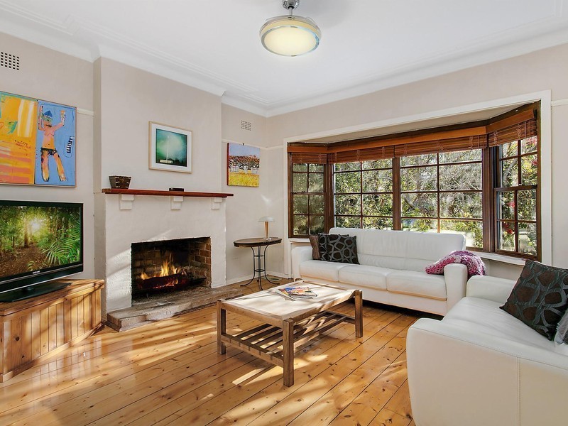 46 Cascade Street, Wentworth Falls NSW 2782