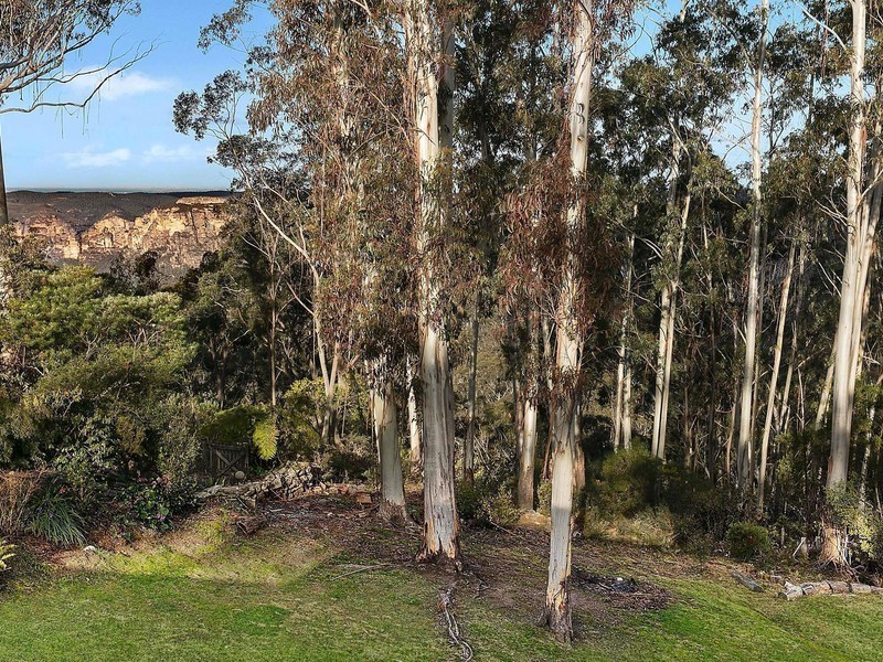 229 Hat Hill Road, Blackheath NSW 2785