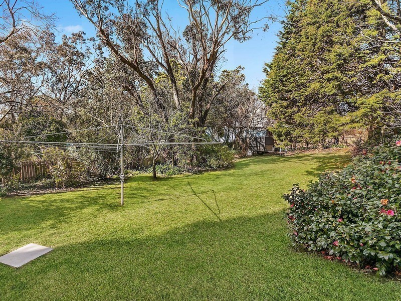 30 Pritchard Street, Wentworth Falls NSW 2782