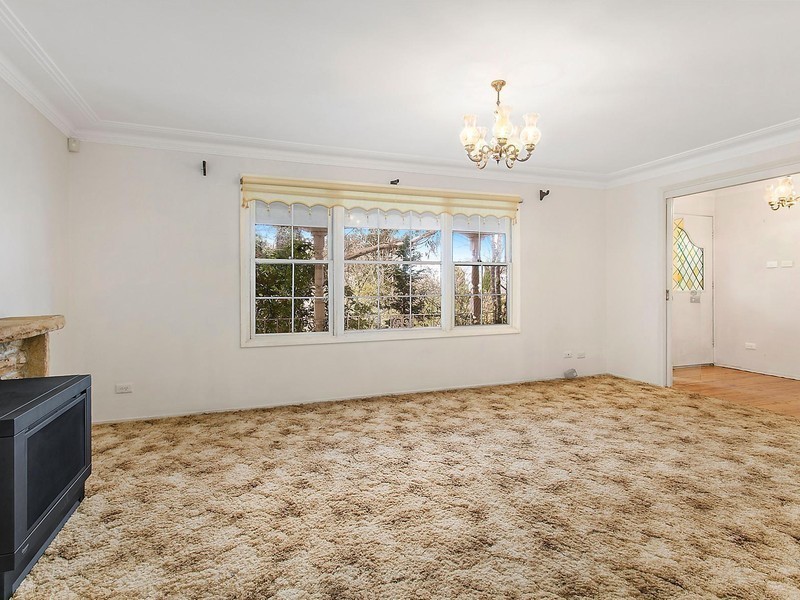 40 Yanko Avenue, Wentworth Falls NSW 2782