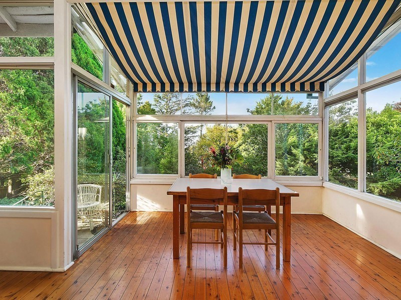 121 Blaxland Road, Wentworth Falls NSW 2782