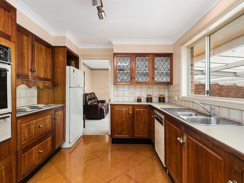 29 Flora Street, Wentworth Falls NSW 2782