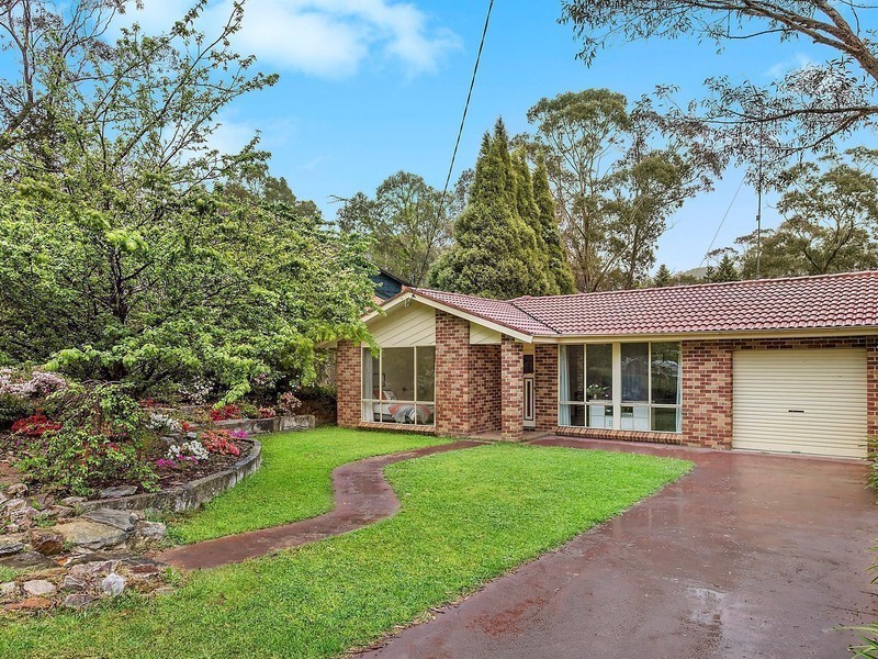 24 Myall Avenue, Leura NSW 2780