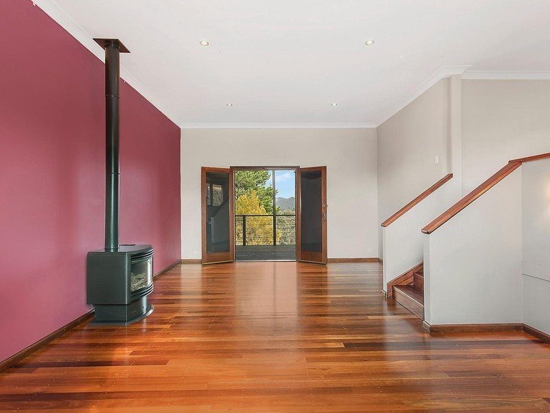 339 Blaxland Road, Wentworth Falls NSW 2782