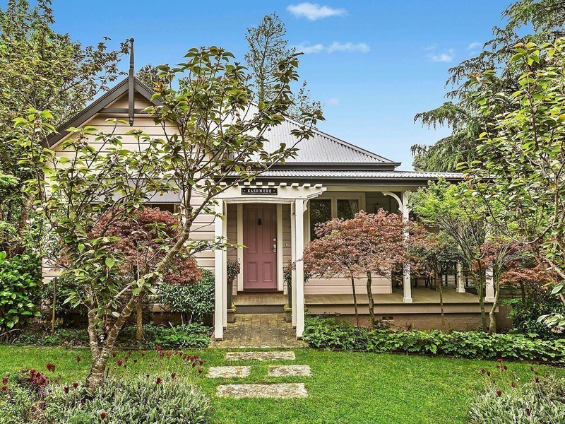 10 Cook Street, Leura NSW 2780