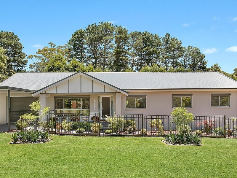 1 Wall Street, Wentworth Falls NSW 2782