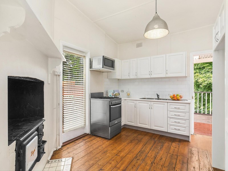 17 Albion Street, Katoomba NSW 2780
