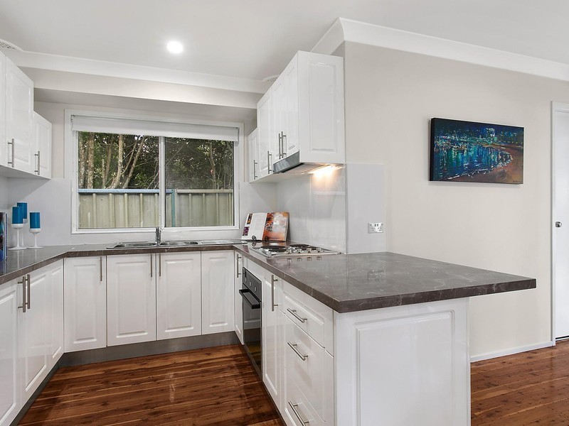 10 Rosebery Street, Wentworth Falls NSW 2782