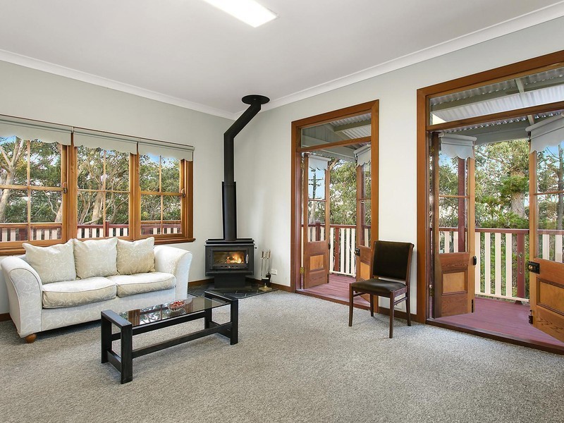 28 Westbourne Avenue, Wentworth Falls NSW 2782