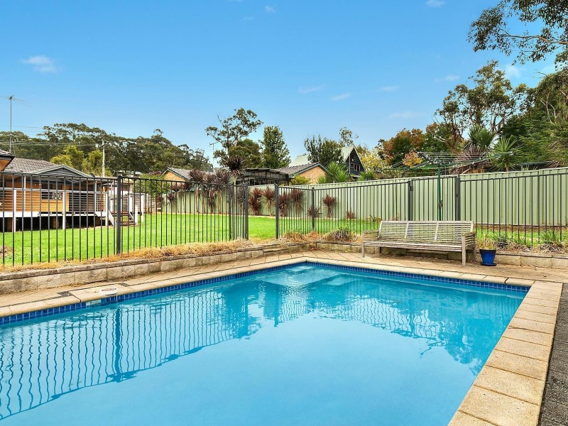 35 Hill Street, Wentworth Falls NSW 2782