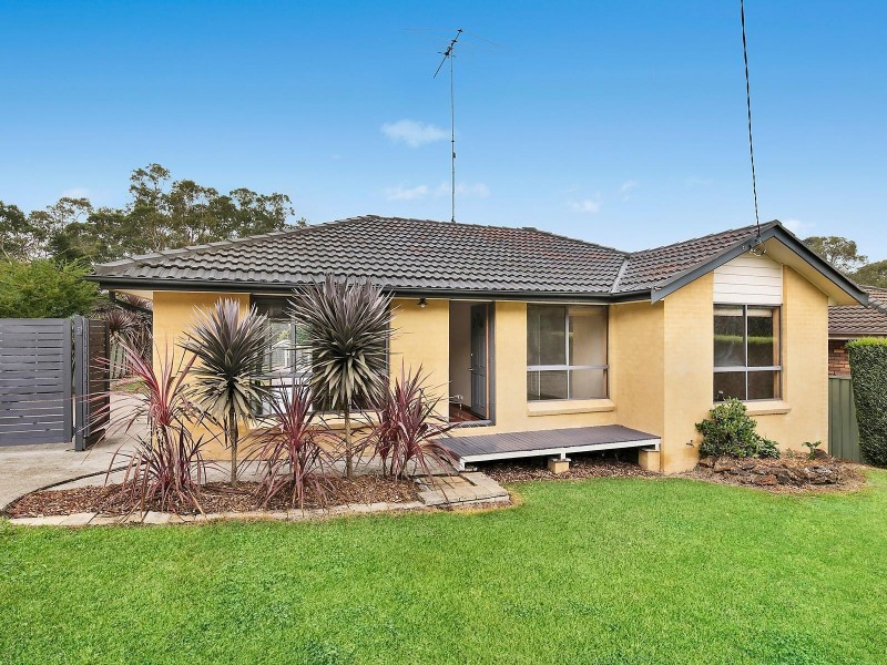 35 Hill Street, Wentworth Falls NSW 2782