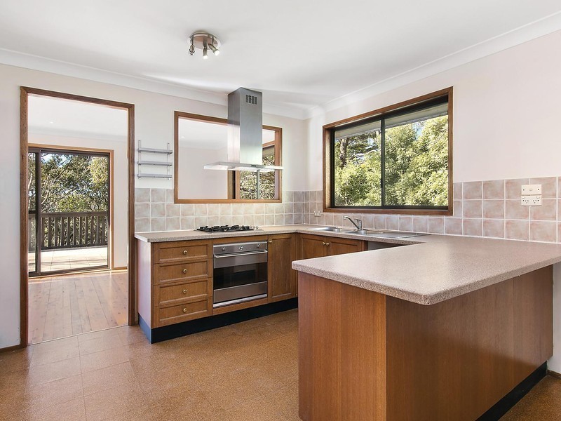 17 Hester Road, Leura NSW 2780