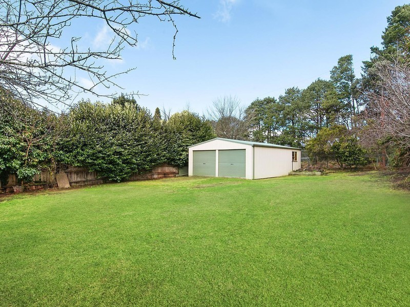 32 Sinclair Crescent, Wentworth Falls NSW 2782