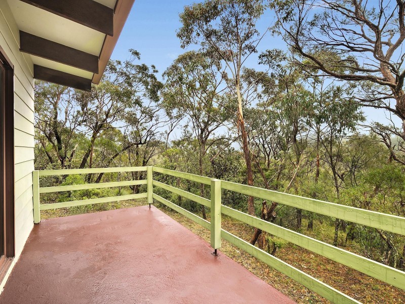 51 Dalrymple Avenue, Wentworth Falls NSW 2782