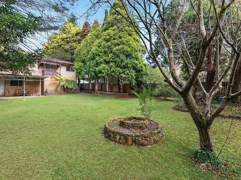 5 Lyle Street, Wentworth Falls NSW 2782