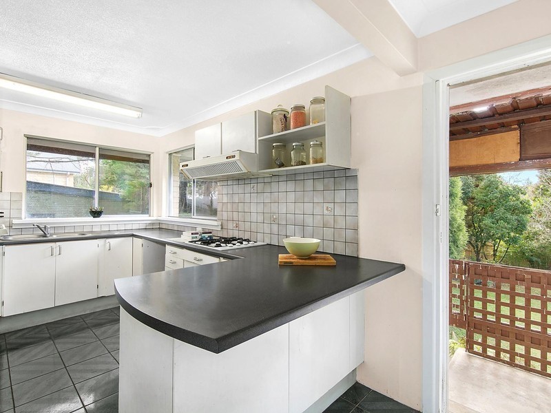 5 Lyle Street, Wentworth Falls NSW 2782