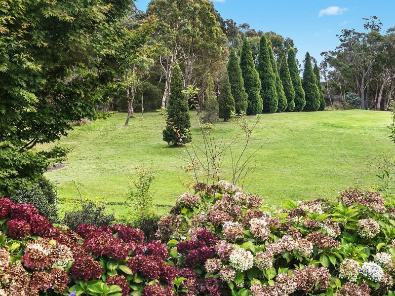 6 Jubilee Avenue, Blackheath NSW 2785