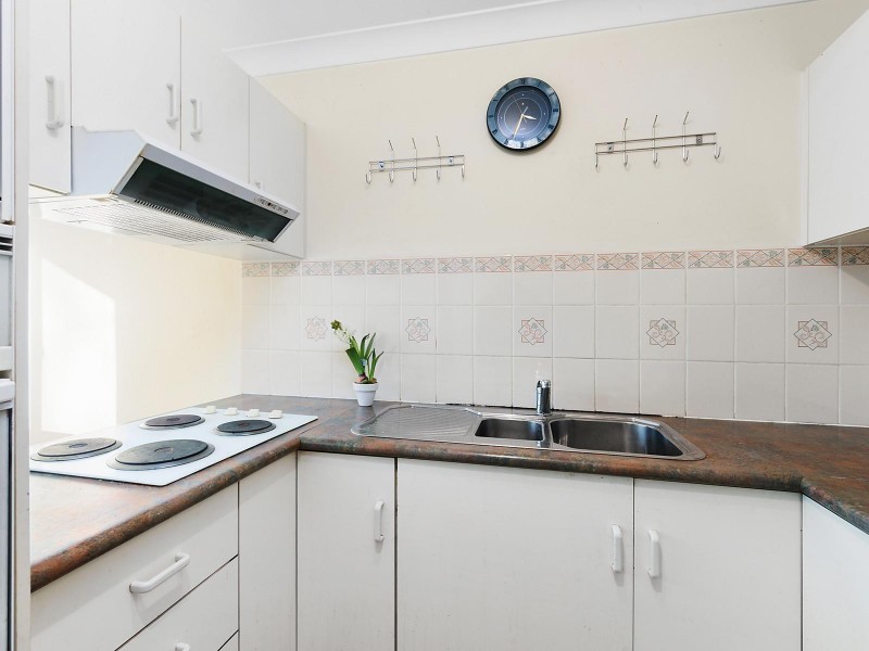 1 and 2/10 Gladstan Avenue, Katoomba NSW 2780