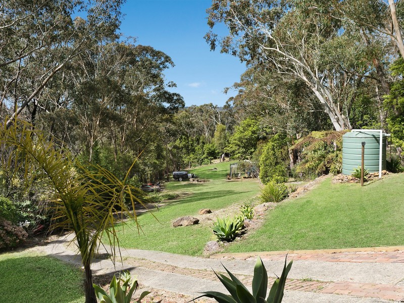 60 Boronia Road, Bullaburra NSW 2784