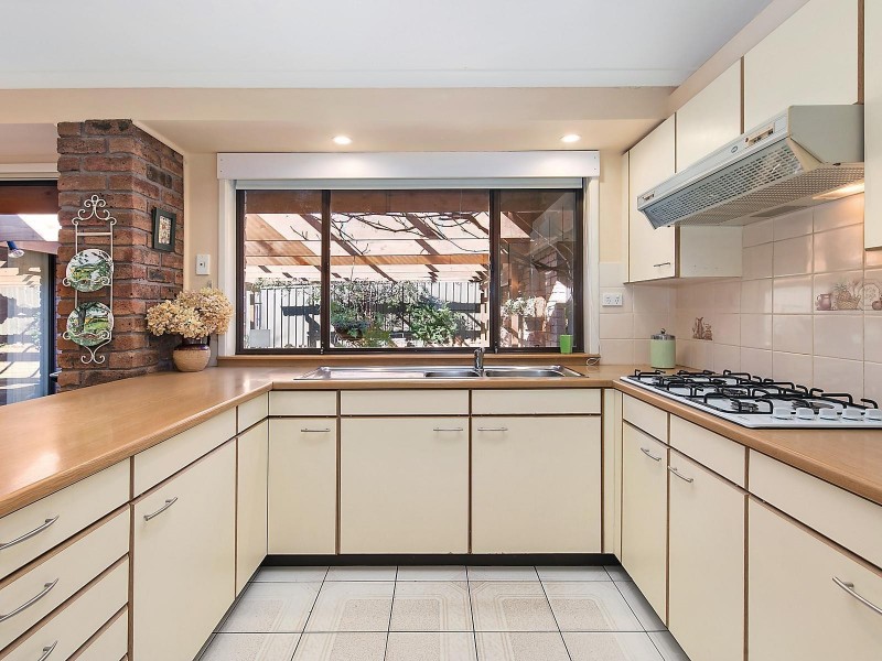 25 Yester Road, Wentworth Falls NSW 2782