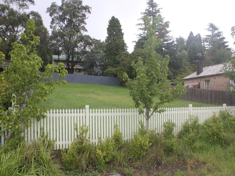 146 Great Western Highway, Wentworth Falls NSW 2782