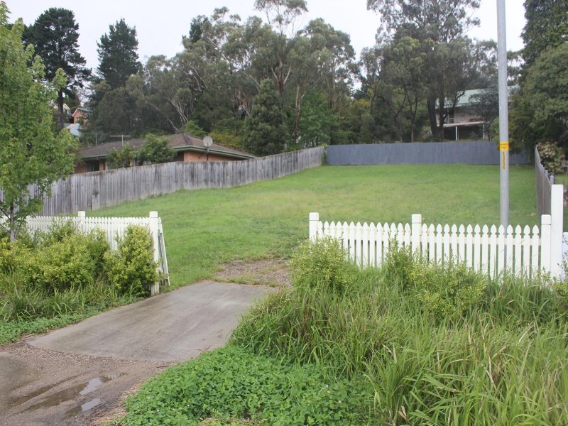 146 Great Western Highway, Wentworth Falls NSW 2782