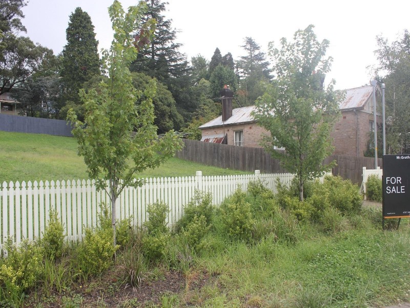 146 Great Western Highway, Wentworth Falls NSW 2782