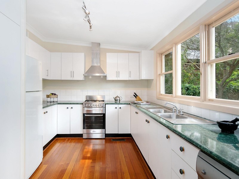 4 Fairlop Road, Medlow Bath NSW 2780