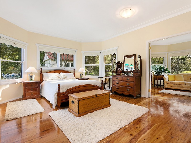 80 Waratah Road, Wentworth Falls NSW 2782