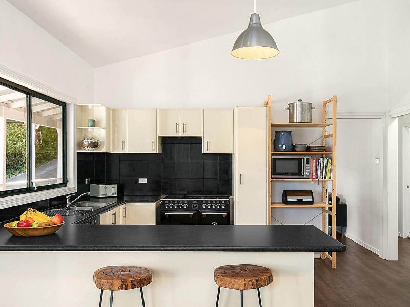 33 Shortland Street, Wentworth Falls NSW 2782