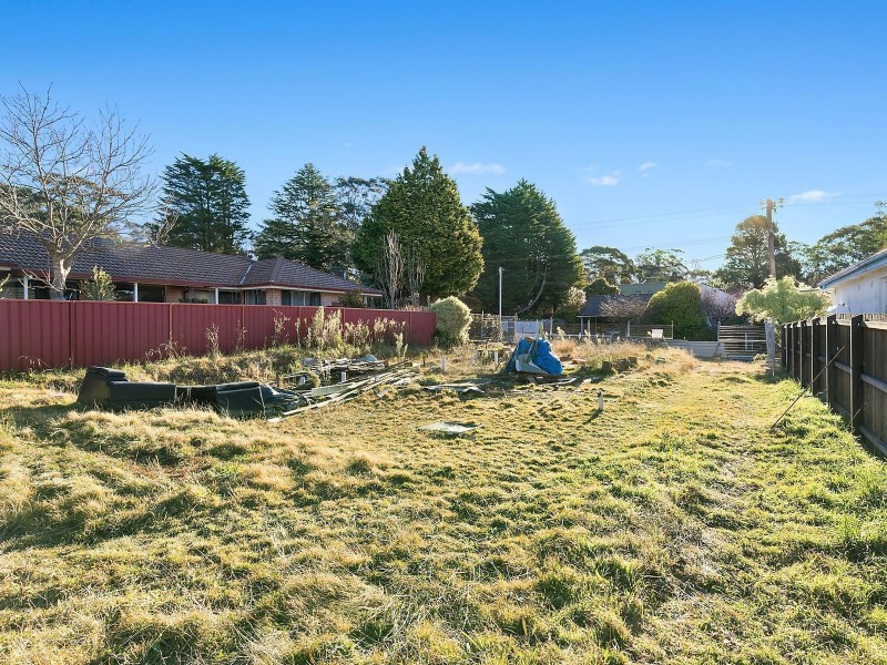 6 Oak Street, Katoomba NSW 2780