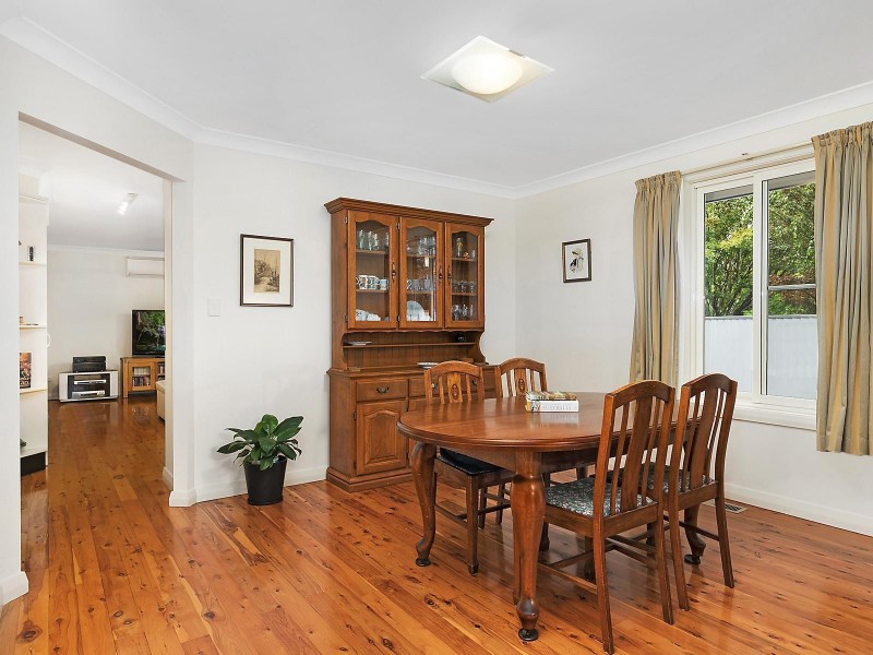 6 Daintrey Street, Wentworth Falls NSW 2782