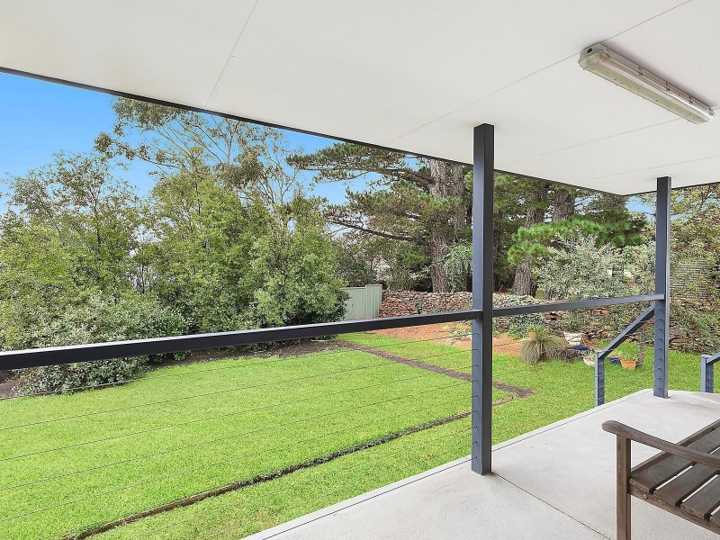 6 Daintrey Street, Wentworth Falls NSW 2782