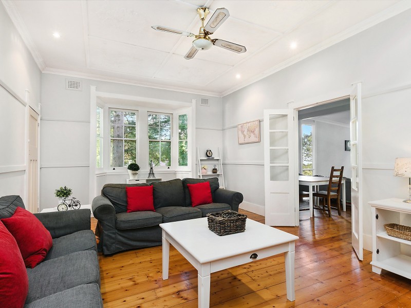 5 Oaklands Road, Hazelbrook NSW 2779