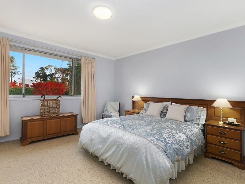 25 Parkes Street, Wentworth Falls NSW 2782