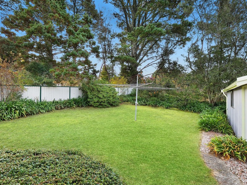 25 Parkes Street, Wentworth Falls NSW 2782