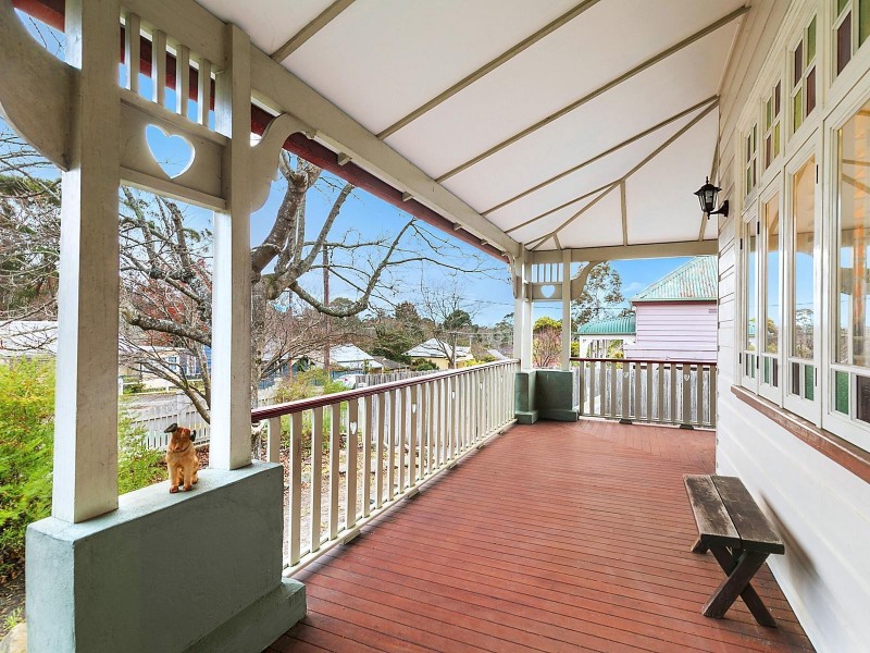 19 Leichhardt Street, Katoomba NSW 2780